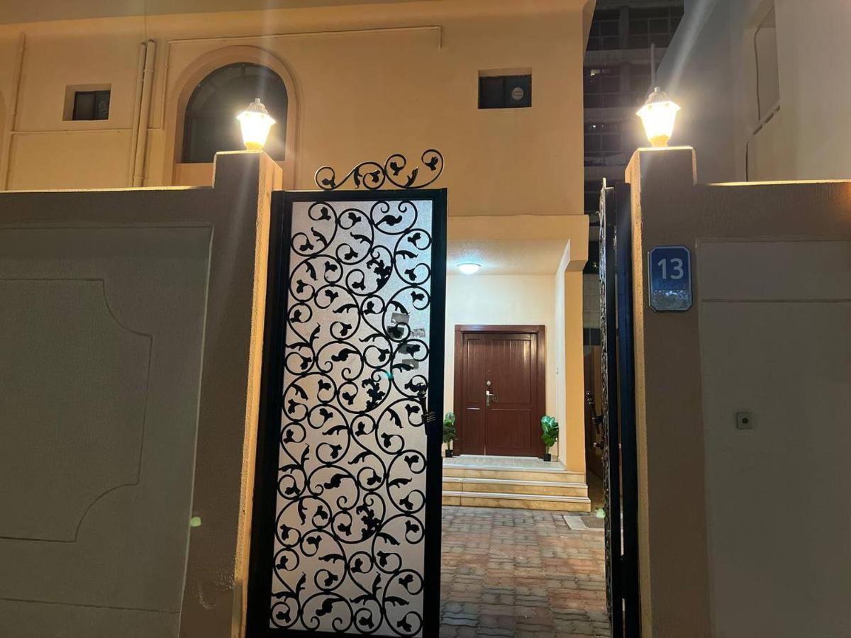 The Villa Hostel - By Lunar Abu Dabi Exterior foto